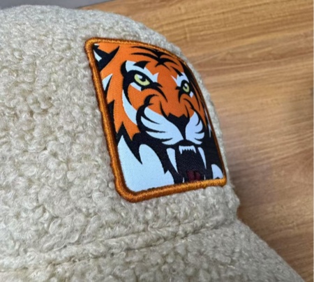 Cap HC Amur beige plush adult 25.06.24