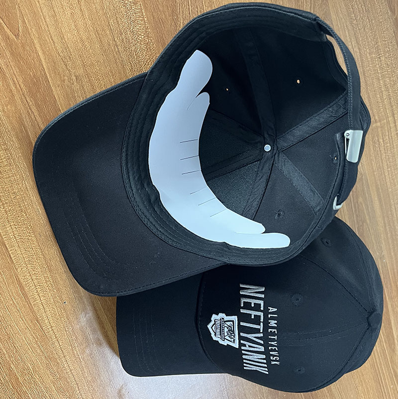 Cap HC Neftyanik