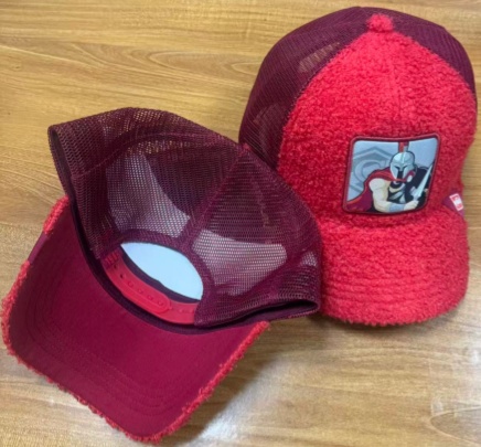 Cap HC Spartak red plush gladiator 25.12.05
